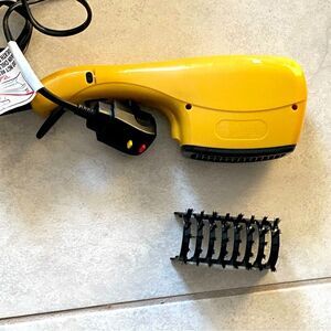 Andis Hair Dryer Ionic Ceramic 1875w Styler‎ Gold